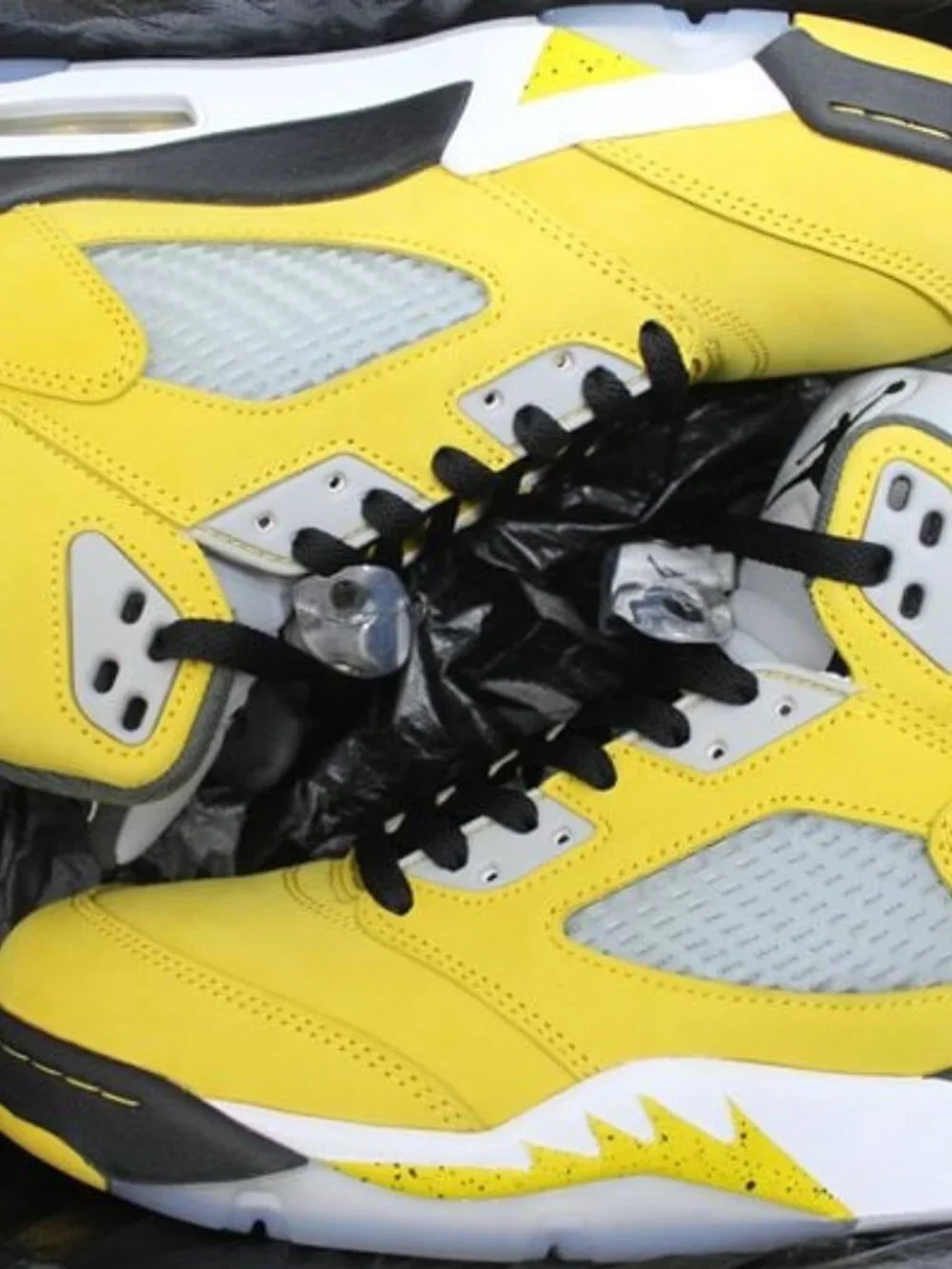 Nike Air Jordan 5 Retro Tokyo 23